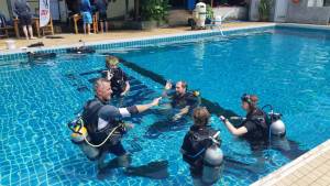 Do you need to know swimming for scuba diving