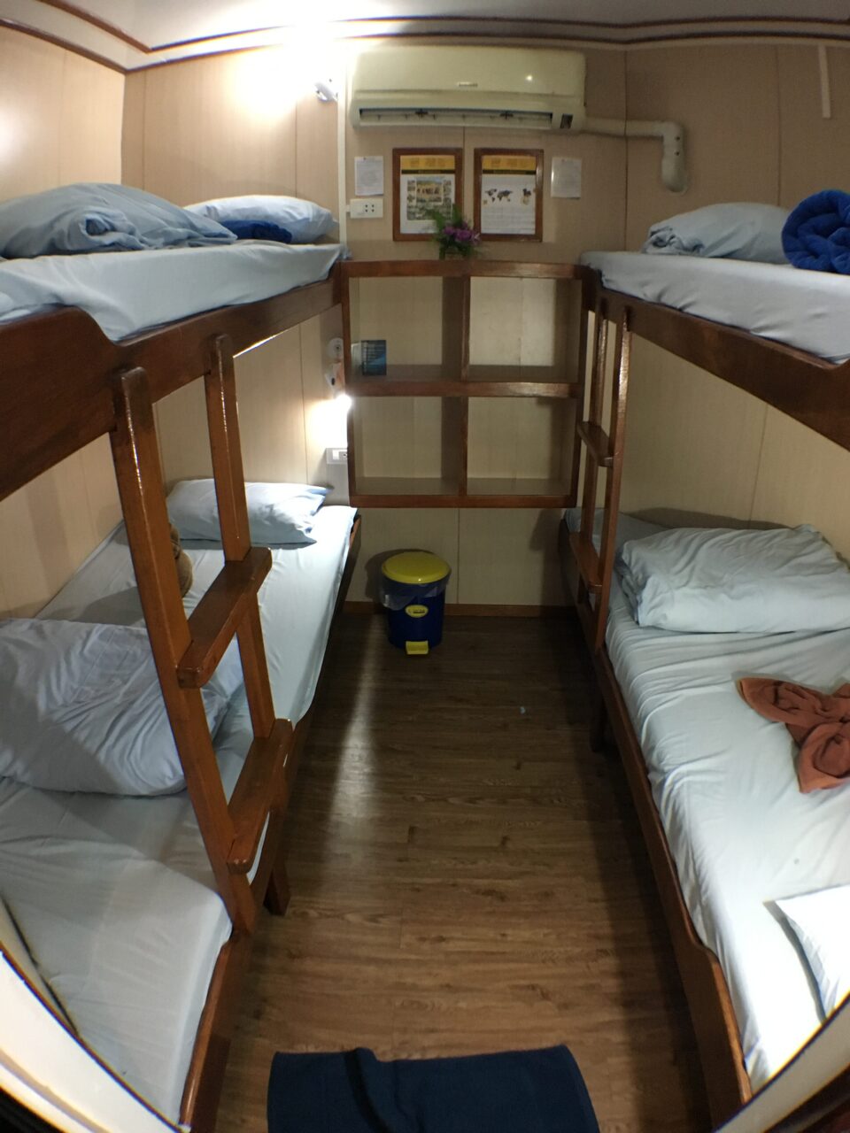 4 bed shared bunk cabin