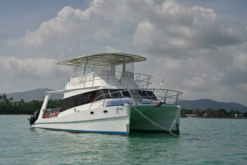 phuket snorkeling tours private cruise charter