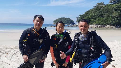 Learn to dive in Thailand