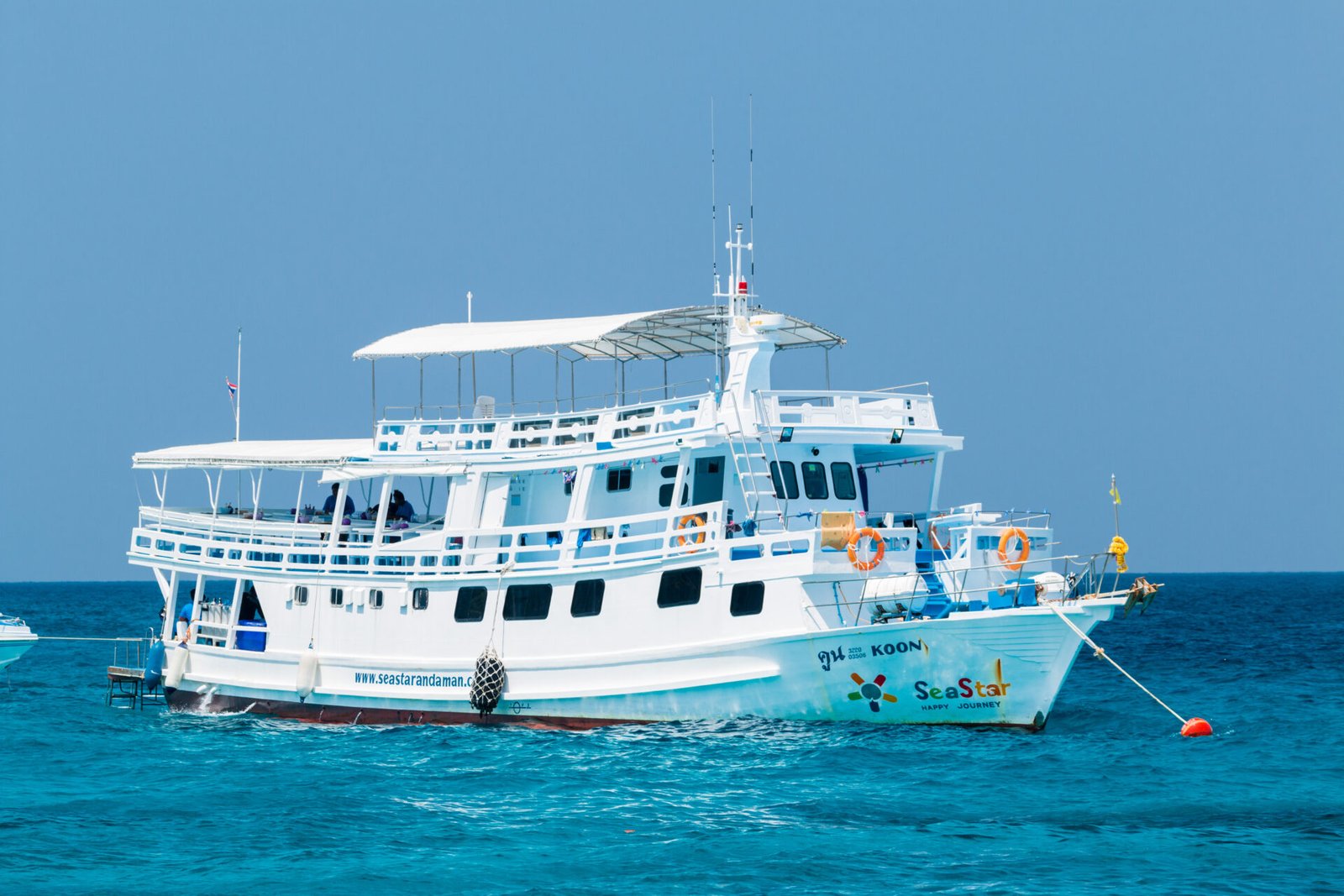 MV Koon in the Similan Islands