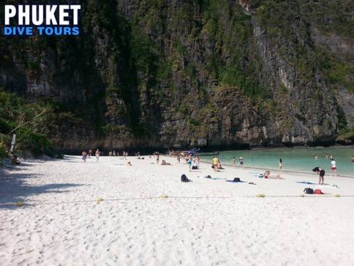 Phi Phi island tour - Phuket snorkeling