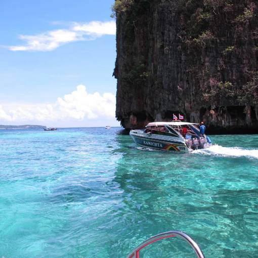 phi phi Island day trip by speedboat - Phuket Dive Tours