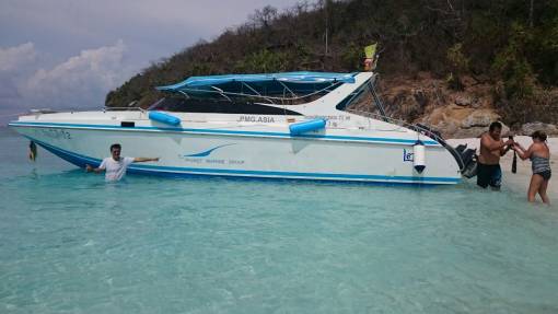 Phuket private charter speedboat
