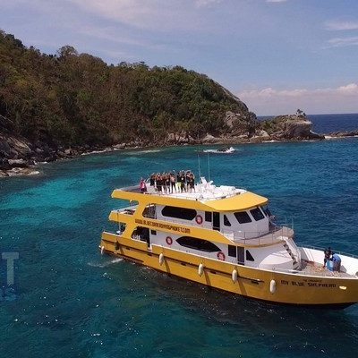 Racha Yai Scuba divingday trip boat