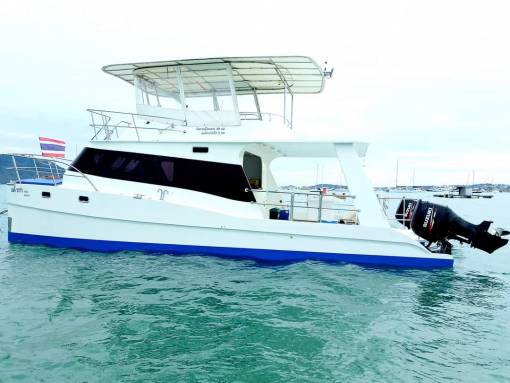 Private dive boat phuket