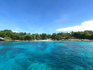 Racha Yai island private snorkeling trip