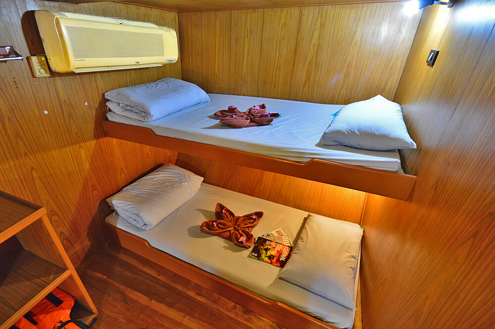 bunk bed cabin