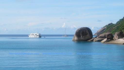 diving_safari_similan_liveaboards_departs_from_phuket