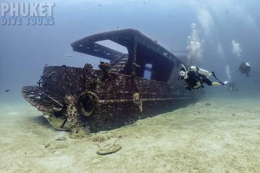 Racha Yai 2 dive day trip