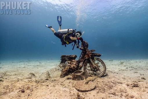 Racha Yai Motor Bike - Phuket Scuba Diving