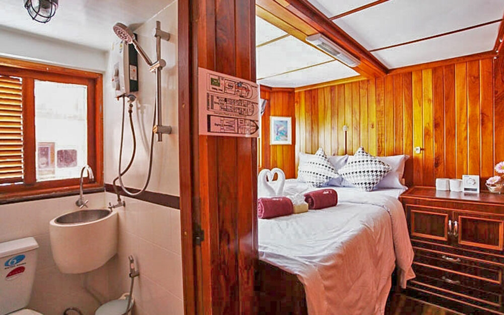 upper deck double ensuite